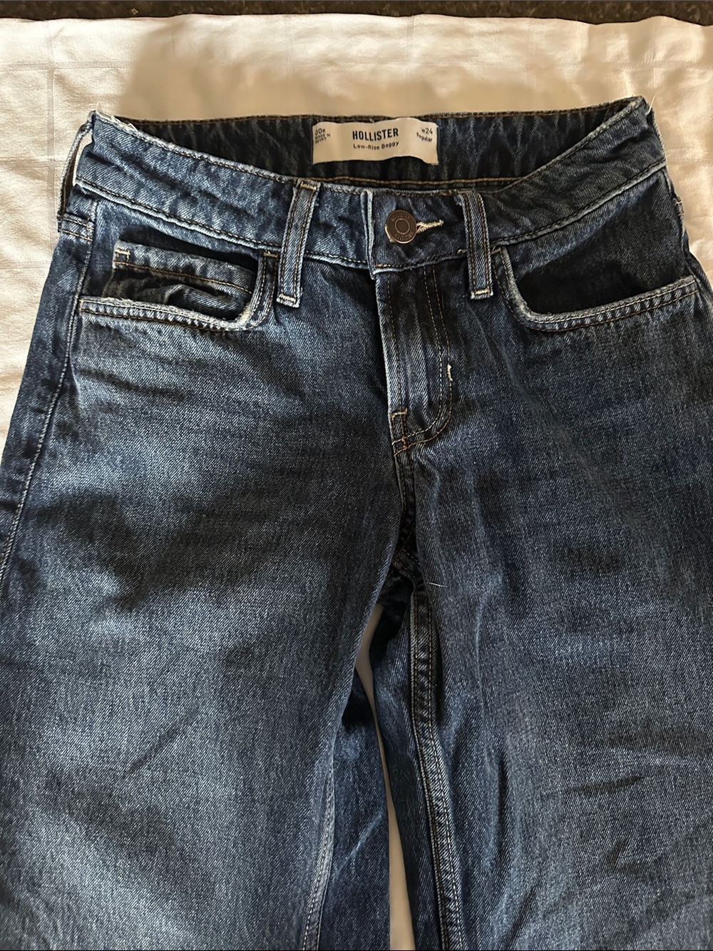 Hollister Womens Low Rise Baggy Dark Wash Jeans Size 24